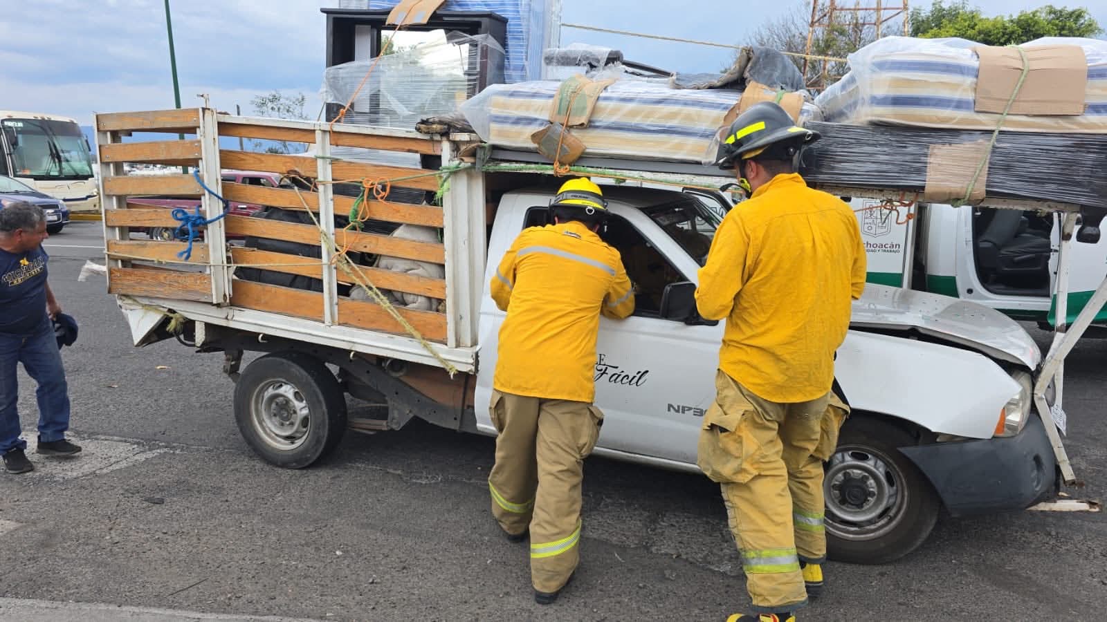 Se registra choque múltiple en Calzada La Huerta, Morelia