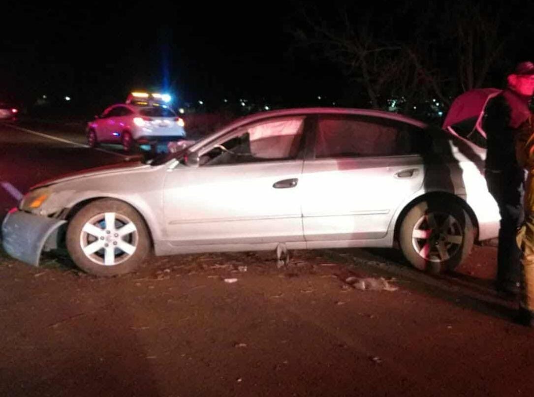 Se registra accident3 automovilístico en la Morelia-Pátzcuaro; hay dos herid0s