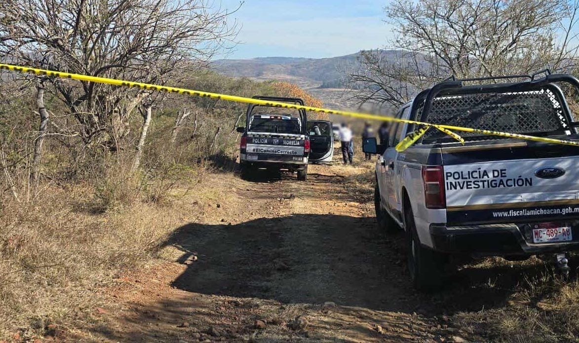 Hallan a hombre calcinad0 y auto abandonado en brecha cercana a la Morelia-Chiquimitío
