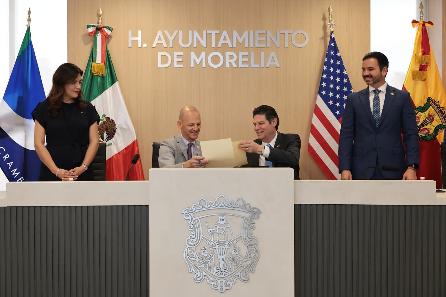 Morelia y Sacramento, firman hermanamiento; fortalecen lazos de amistad y cooperación