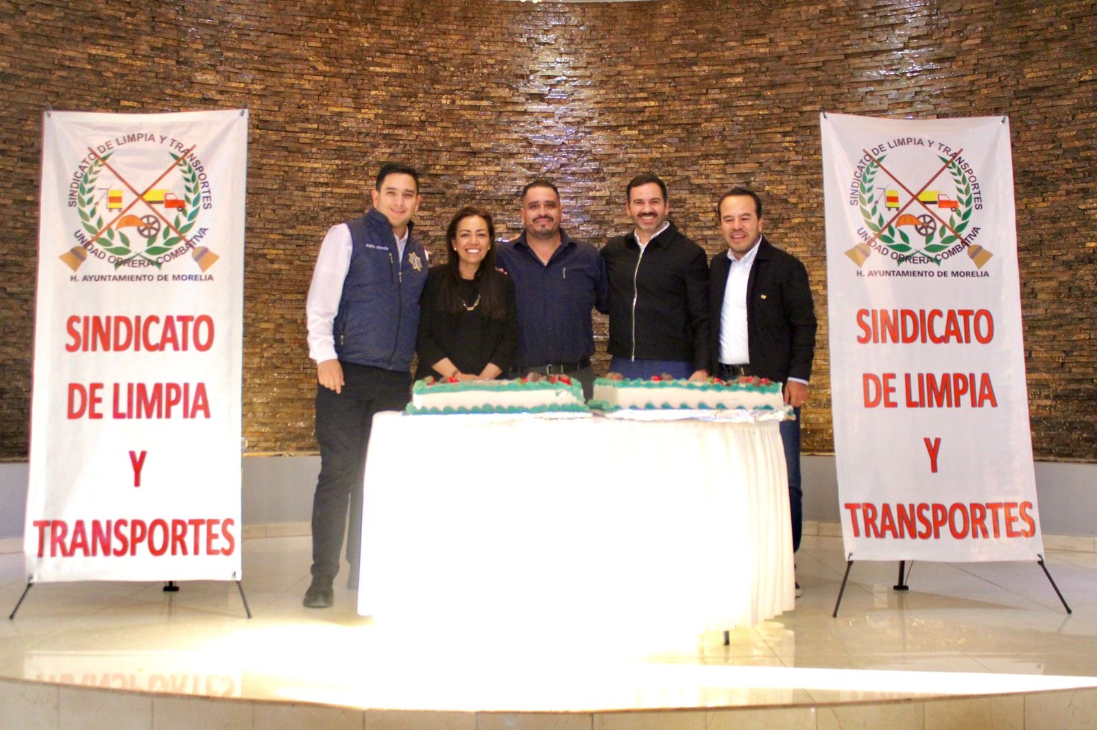 Yankel Benítez reconoce labor del Sindicato de Limpia y Transportes en su LXXXVIII aniversario