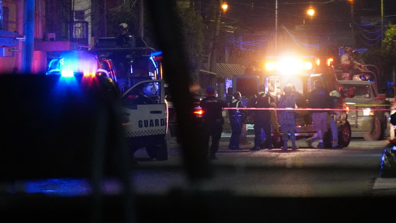 Delincuentes balean vivienda y hieren a un masculino, en la colonia Juárez de Zamora