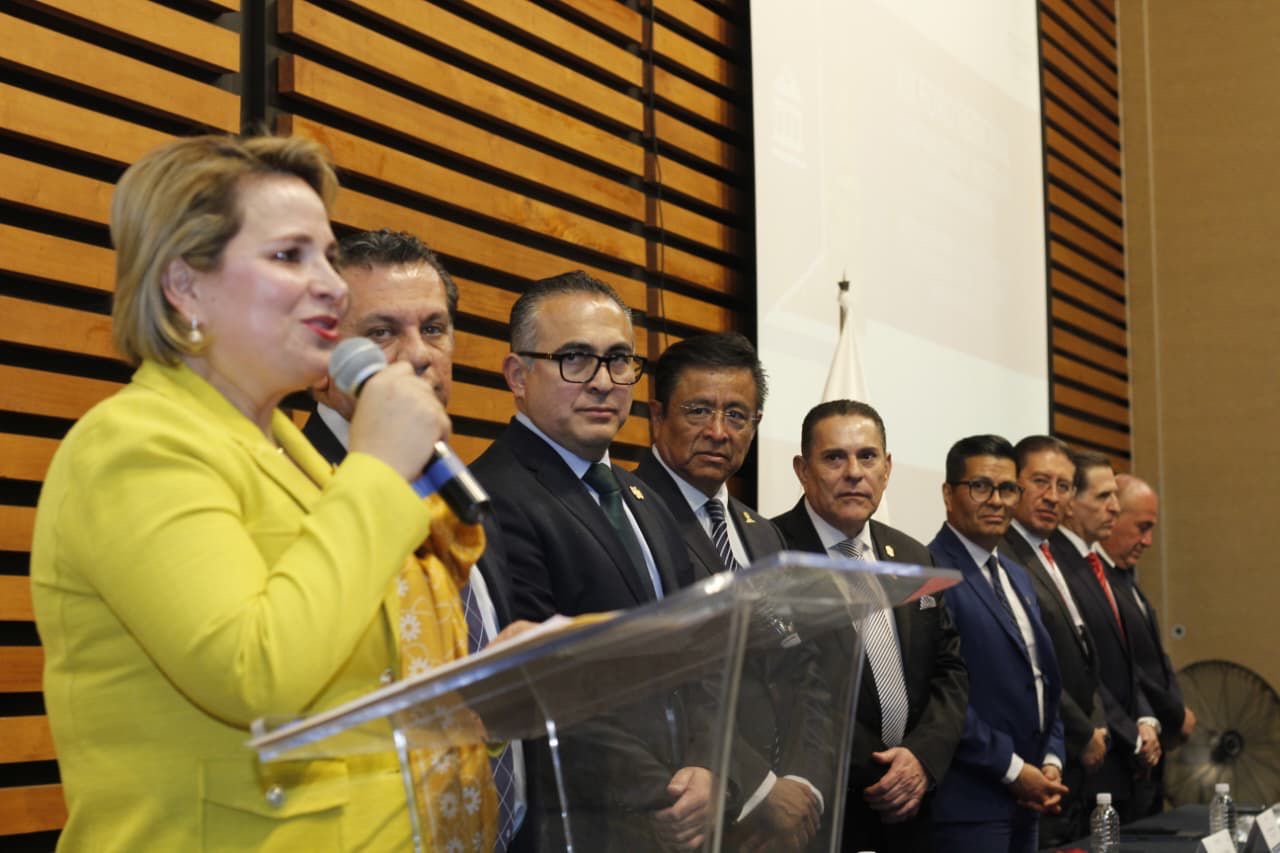 Realizan foro Regional de Contabilidad y Auditoría Gubernamental del Instituto Mexicano de Contadores Públicos y el Colegio de Contadores Públicos de Michoacán.