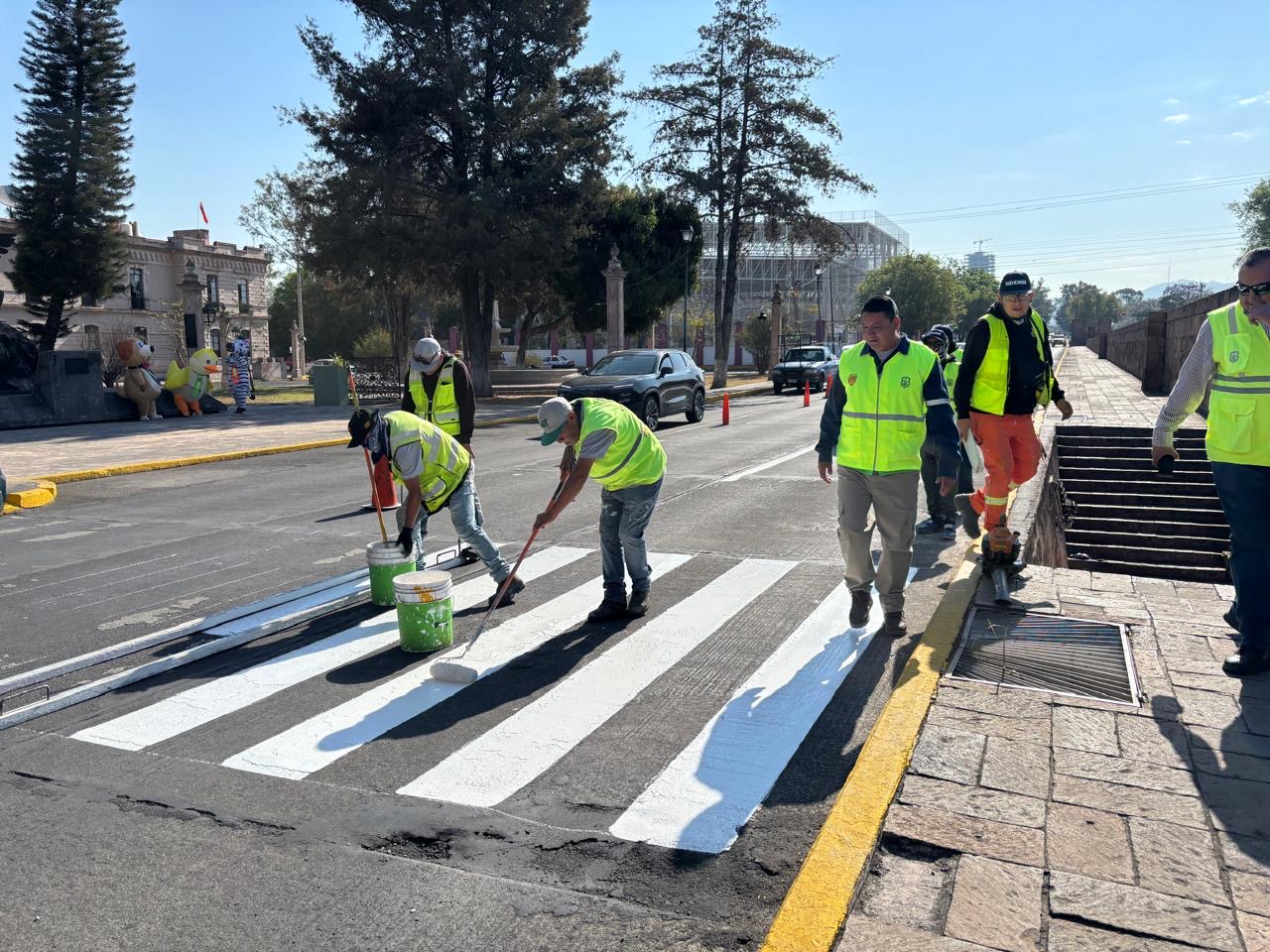 Sedum fortalece seguridad vial con balizamiento integral en avenida Acueducto
