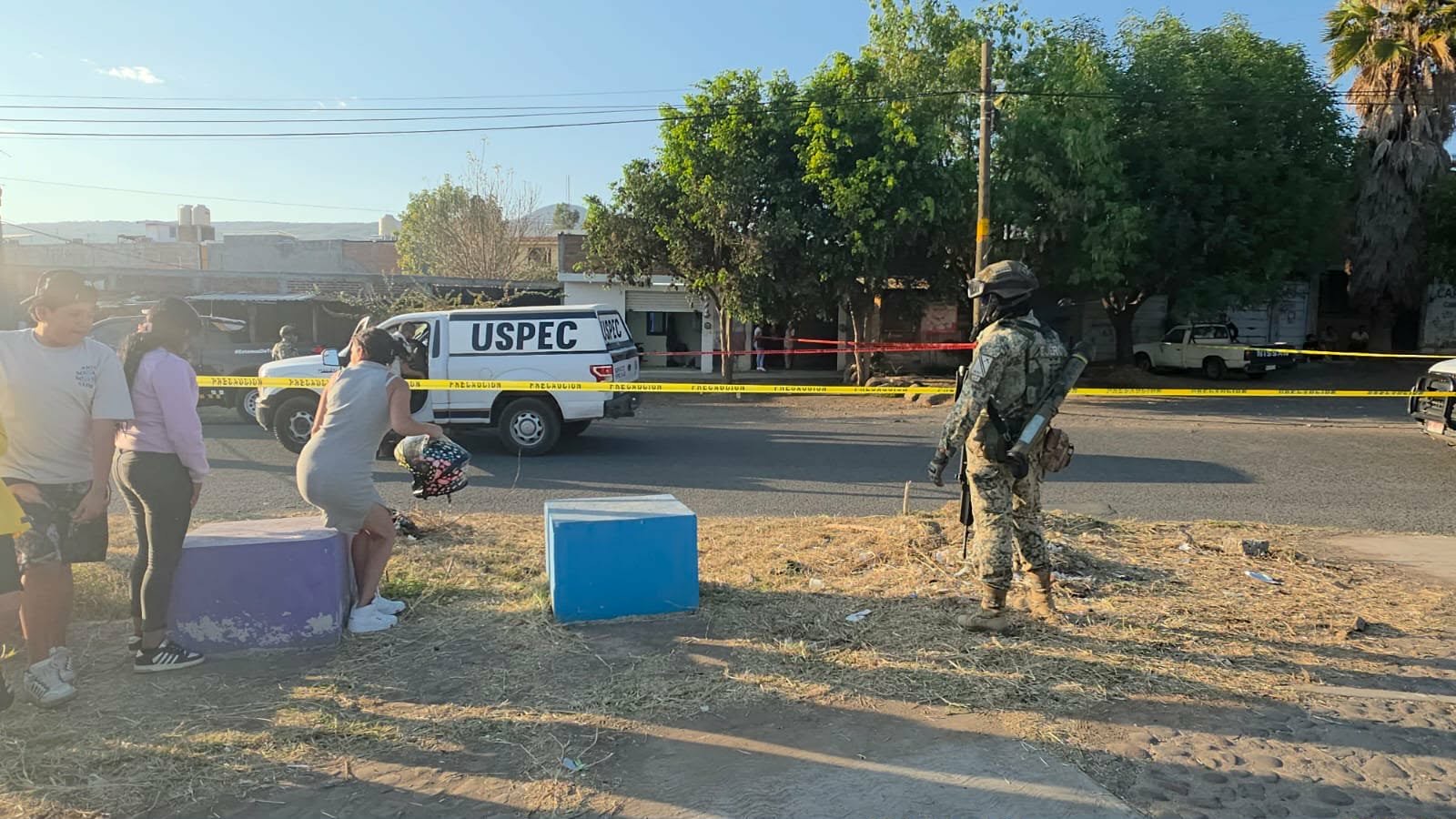 Identifican a joven asesinado en ataque armado a barbería en Morelia