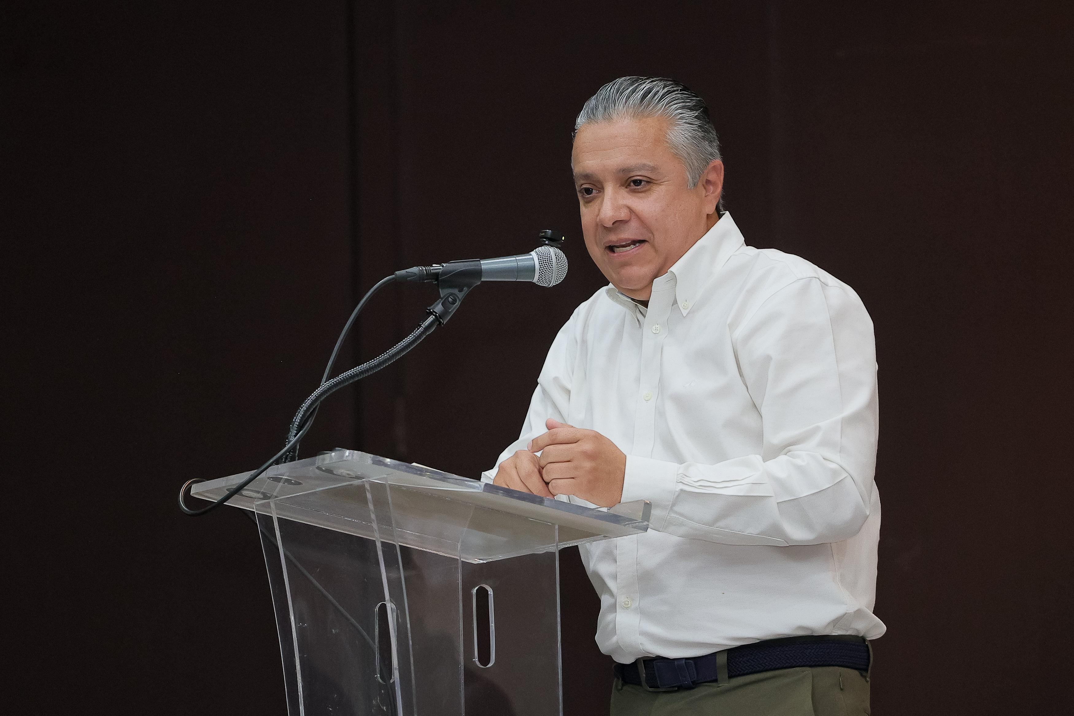 Últimos días para pagar refrendo vehicular sin multas ni recargos: Luis Navarro