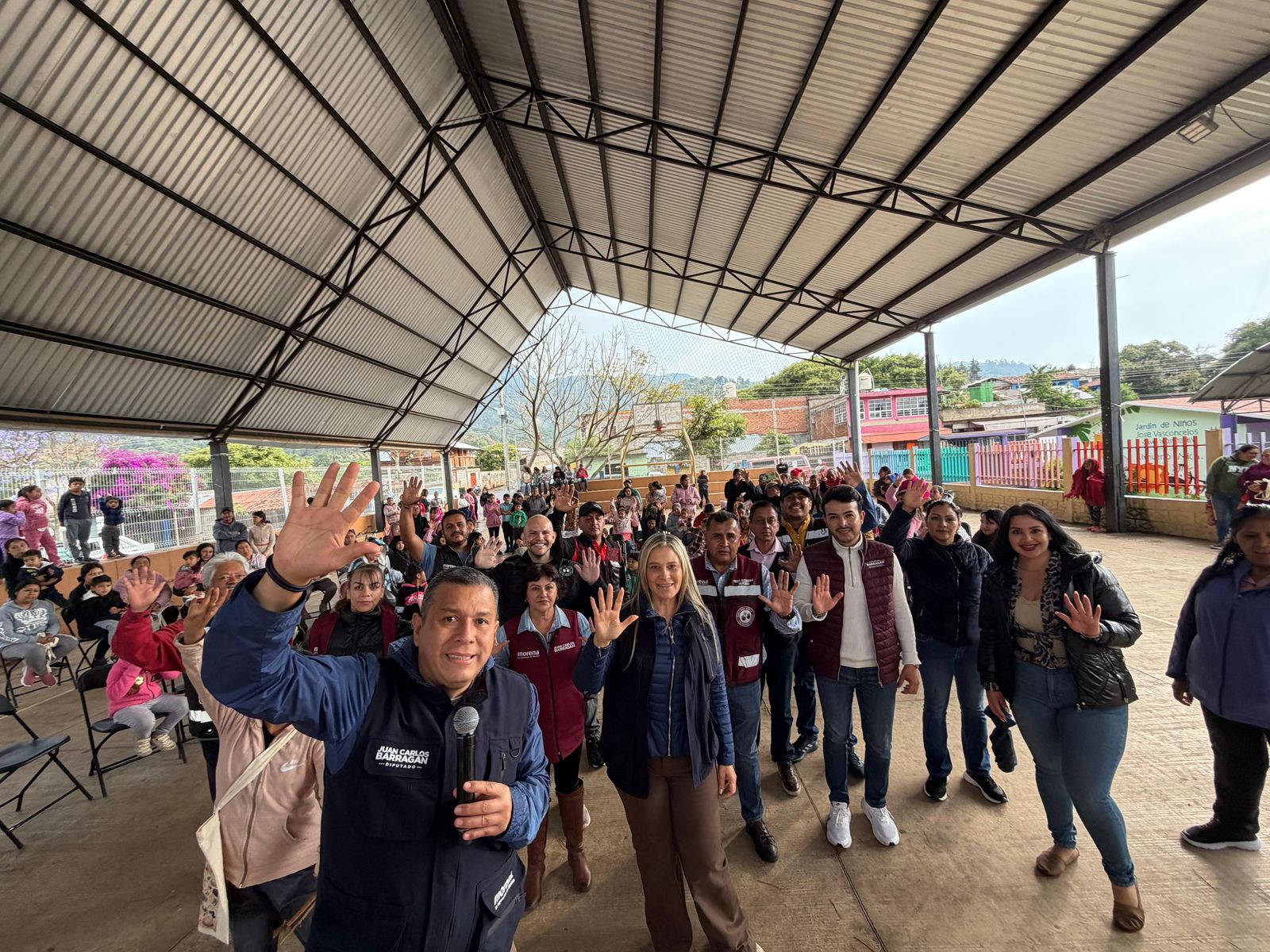 Barragán celebra junto a miles de familias el Festival de la Niñez en las colonias y tenencias de Morelia