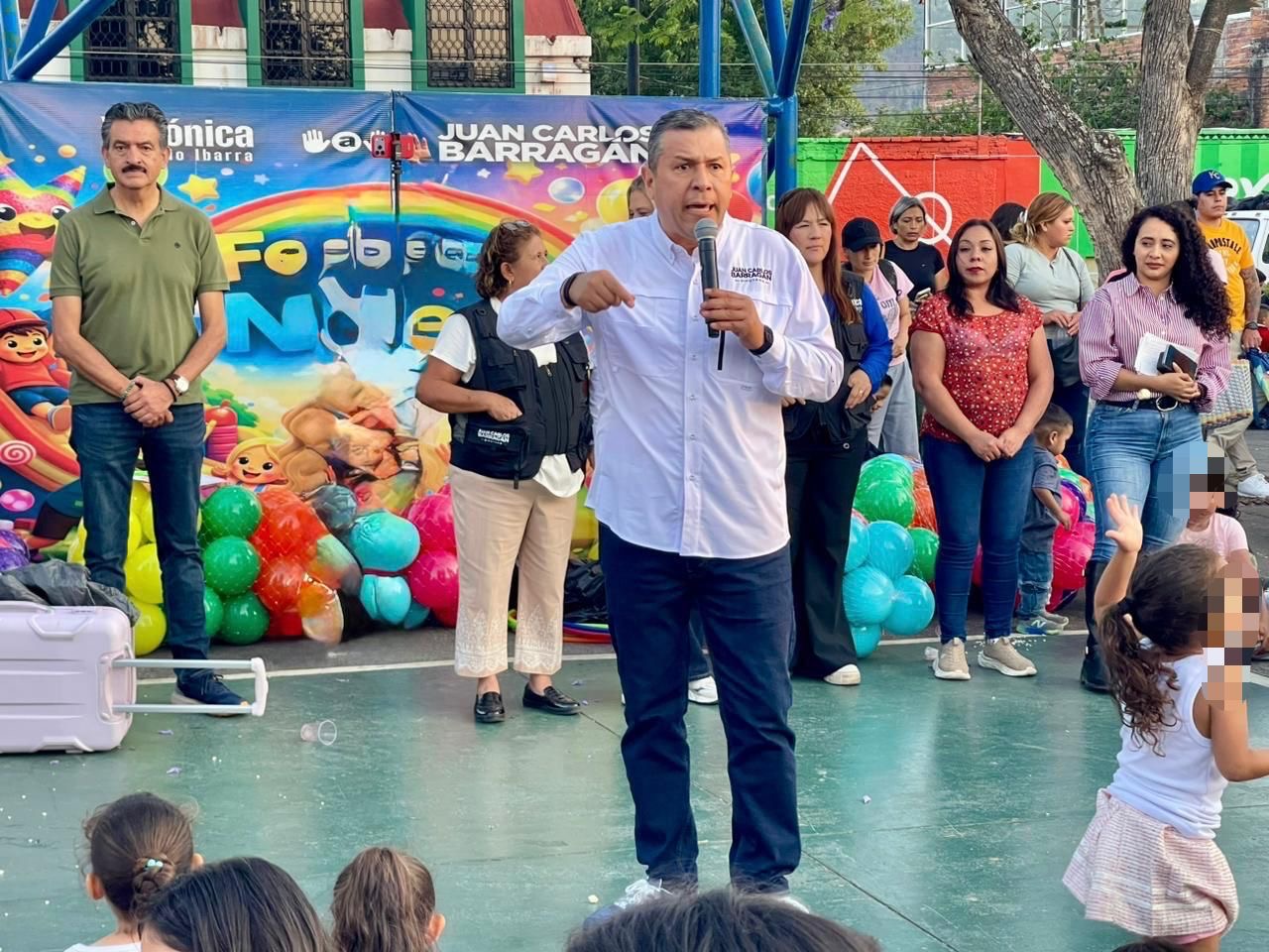 La unidad se construye, no se decreta: JC Barragán