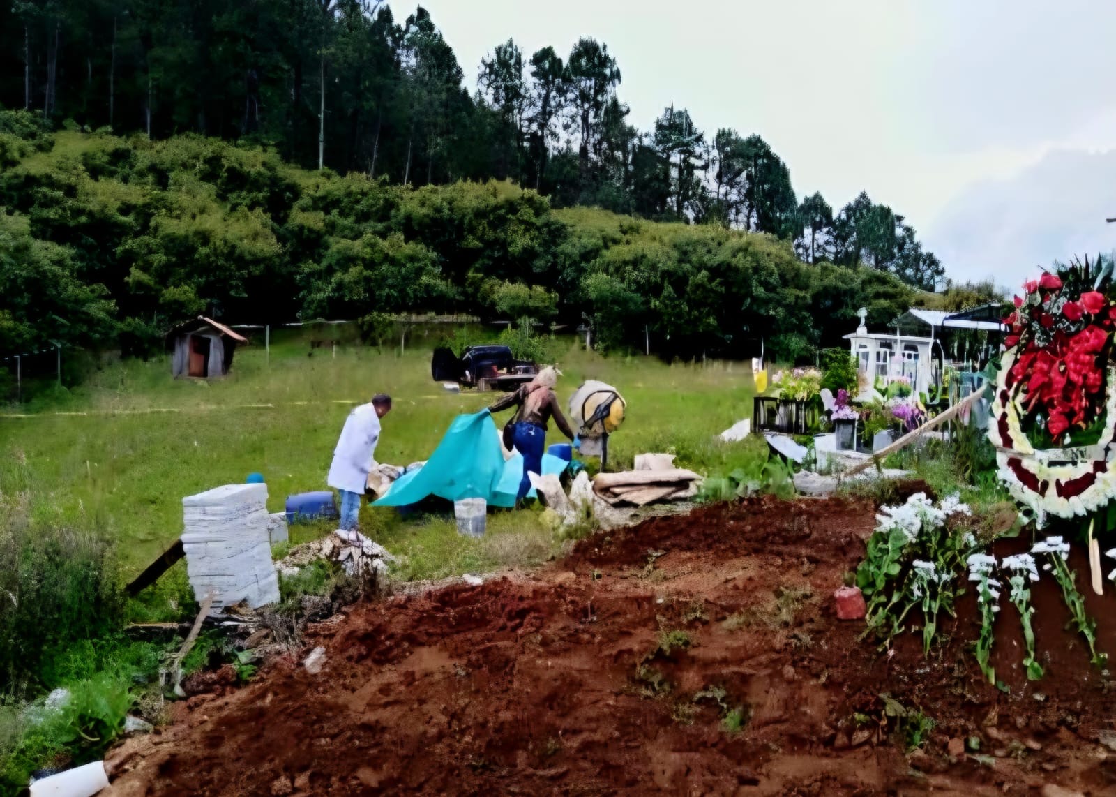 Ataque armado en sepelio de Tacámbaro deja un muerto y dos heridos, entre ellos un menor