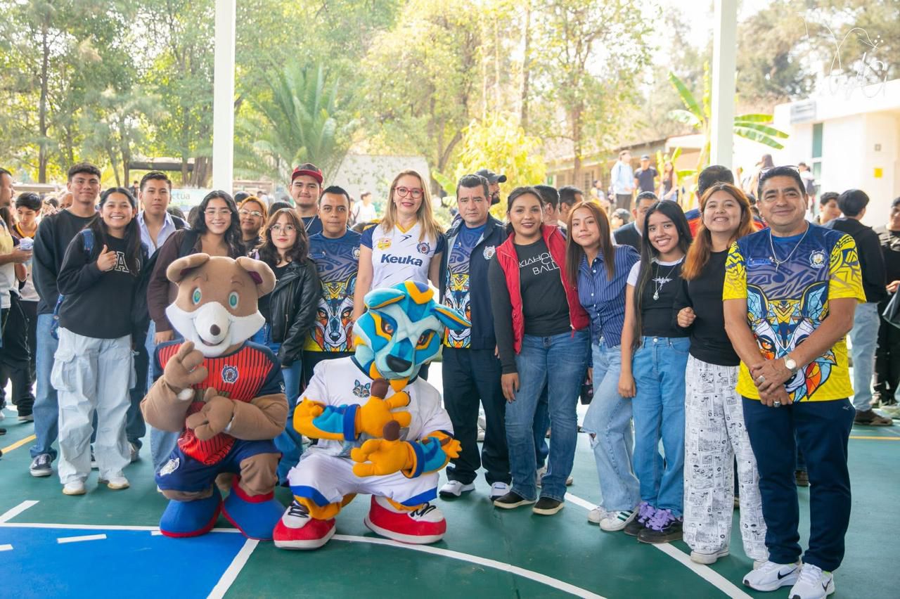 ESTE LUNES INICIAN CHARLAS INFORMATIVAS DEL BACHILLERATO NICOLAITA CON PADRES Y MADRES DE FAMILIA