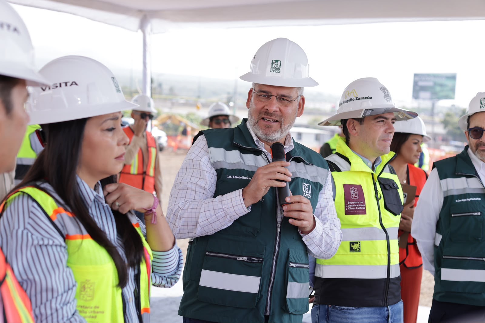Supervisa Bedolla construcción del nuevo Hospital del IMSS en Villas del Pedregal