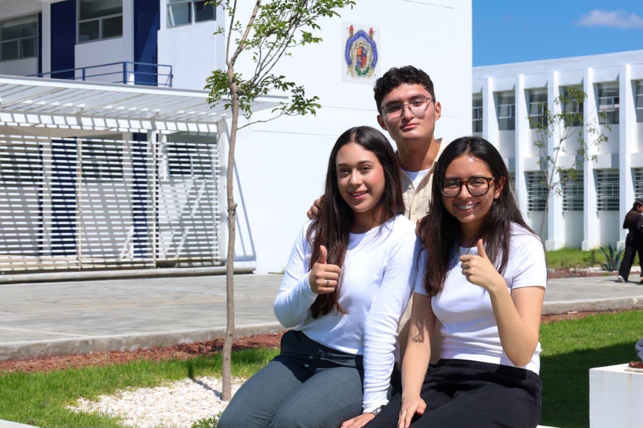¿VIVES AL INTERIOR DEL ESTADO Y DESEAS ESTUDIAR UNA LICENCIATURA?, ELIGE A LA UMSNH