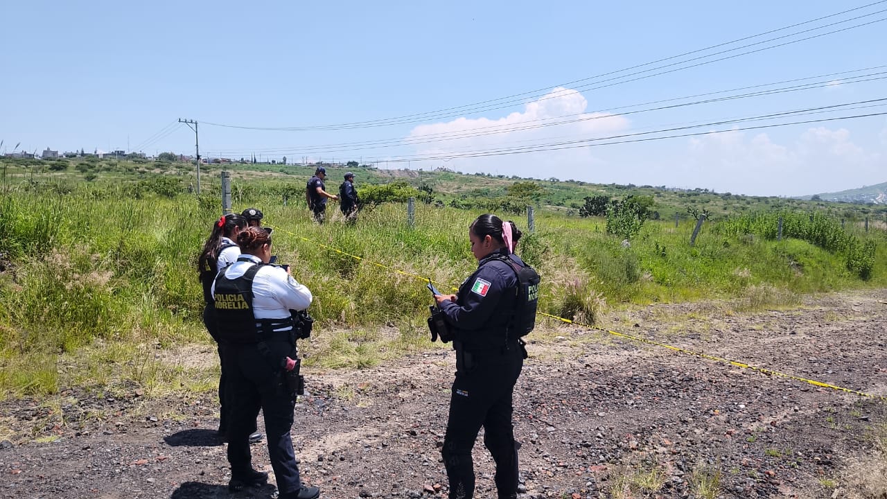 Hallan a hombre asesinado una brecha al oriente de Morelia 